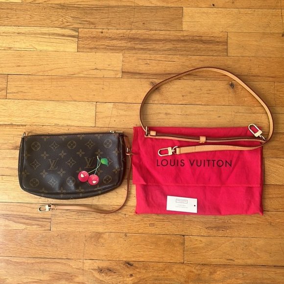 Louis Vuitton & Takashi Murakami collaboration Pochette Accessoires Monogram - Picture 2 of 7